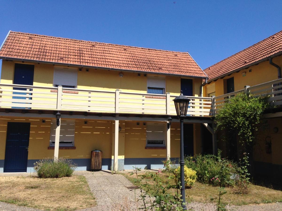 Le Relais De Wasselonne Aparthotel Exterior foto